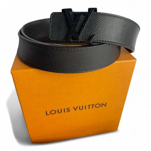 LOUIS VUITTON Black Leather Belt LV Monogram +Box dust bag receipt tag Sz 90/36 - Picture 3 of 14